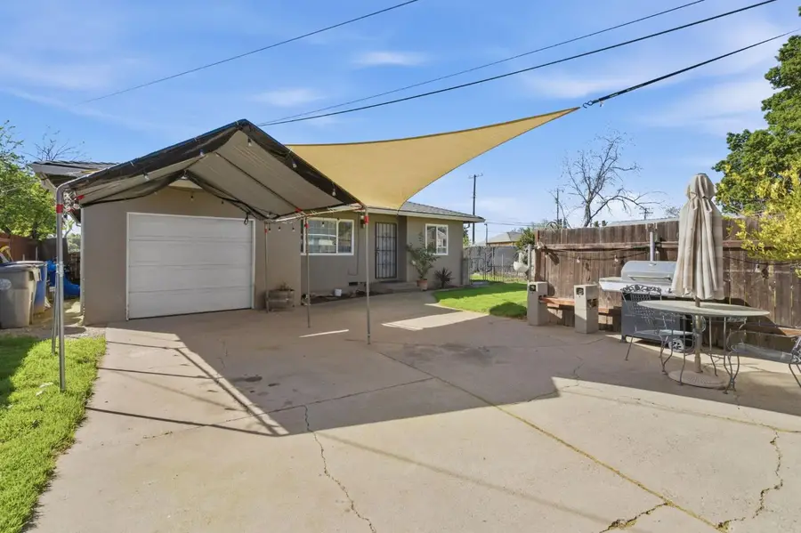 3780 26th Avenue, Sacramento, CA 95820 - #2