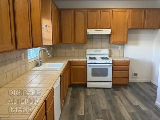 4650 Debralee Way, Sacramento, CA 95838 - #2