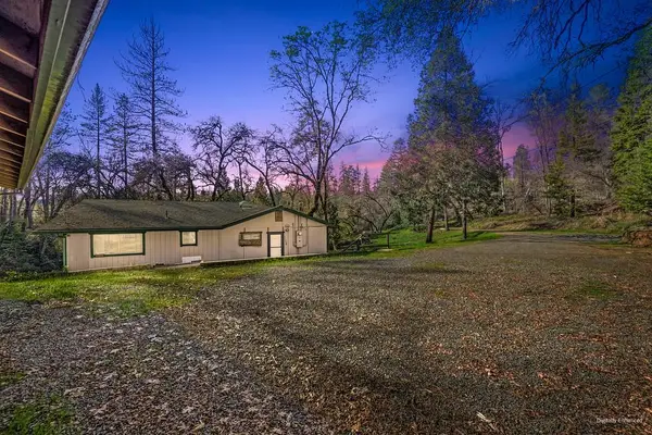 805 Country Road, Meadow Vista, CA 95722