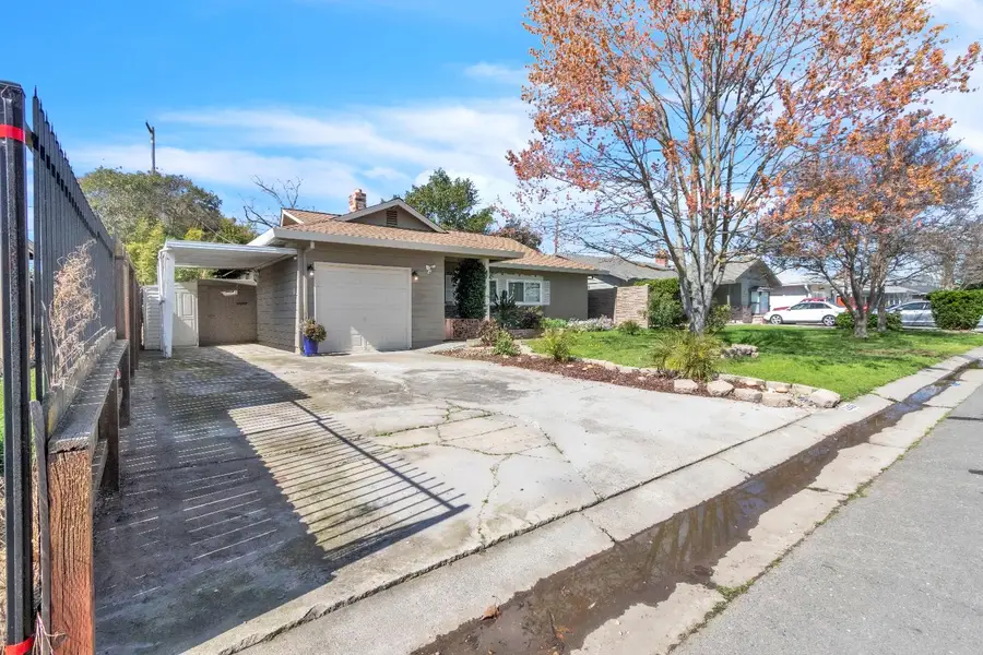 2305 Estrellita Way, Sacramento, CA 95825 - #3