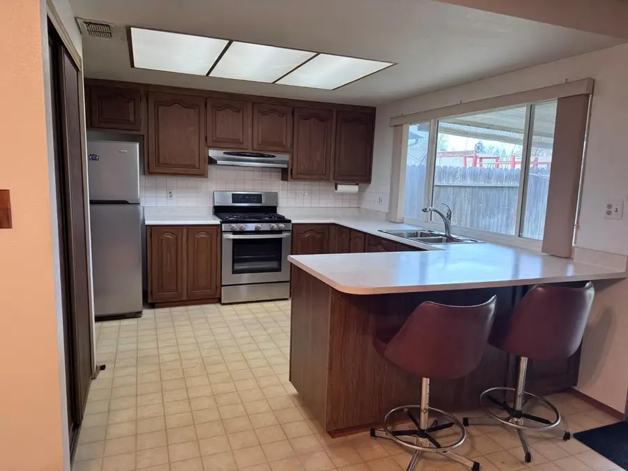 4004 Wyalong Way, Sacramento, CA 95826 - #3