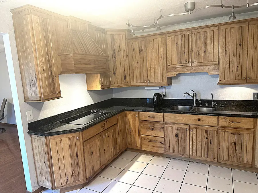 9112 Grove Street, Elk Grove, CA 95624 - #2