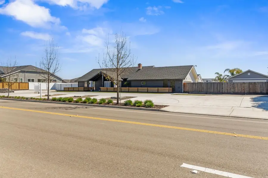 598 Southland Road, Manteca, CA 95336 - #2