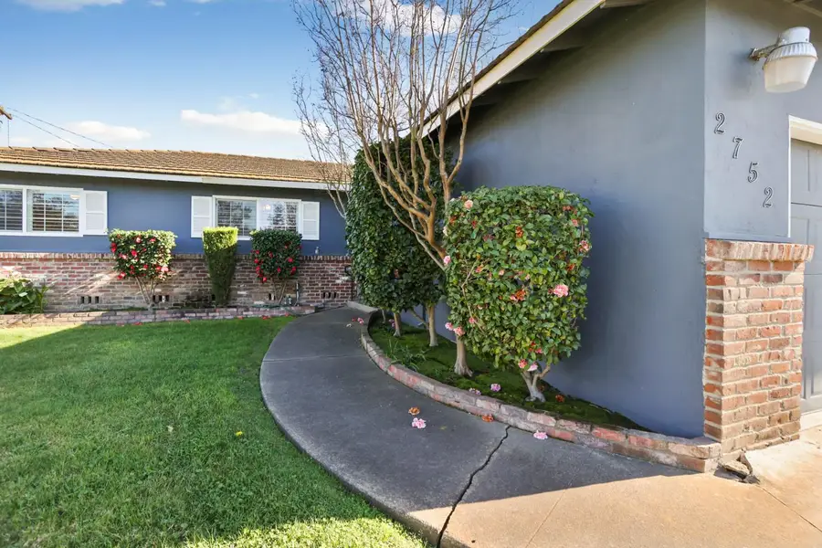 2752 Calariva Drive, Stockton, CA 95204 - #2