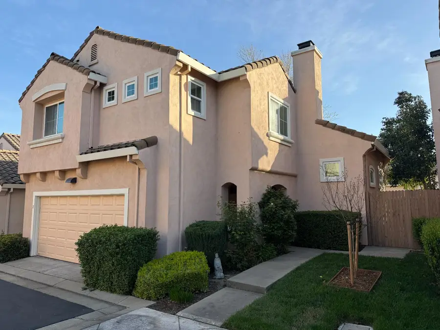 7 Naples, Sacramento, CA 95831 - #2