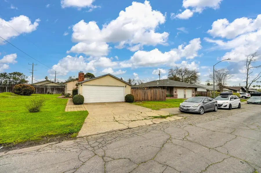 2360 Hurley Way, Sacramento, CA 95825 - #2