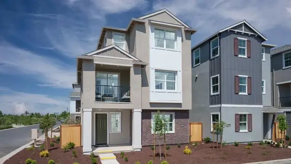 1143 Bellawood Drive, Galt, CA 95632