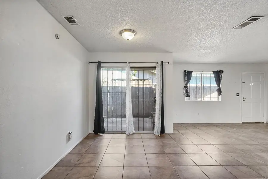 9419 Fox Creek Drive, Stockton, CA 95210 - #3