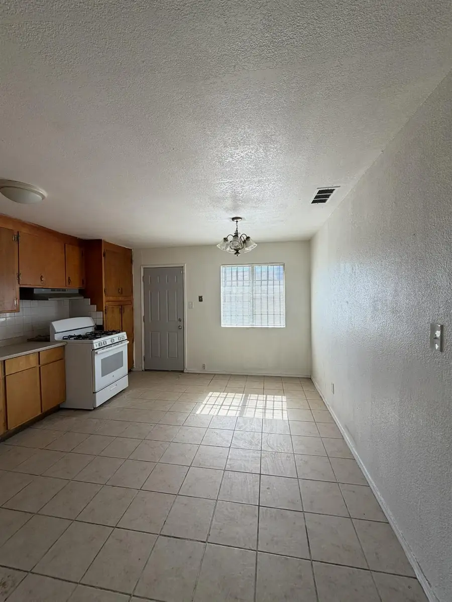 194 Butterworth Avenue, Sacramento, CA 95838 - #2