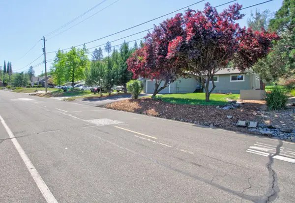 13740 Torrey Pines Drive, Auburn, CA 95602