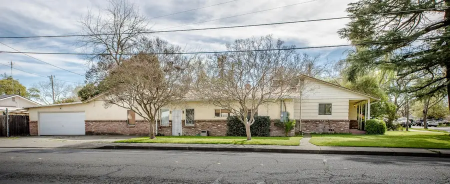 1 Locust Street, Woodland, CA 95695 - #2