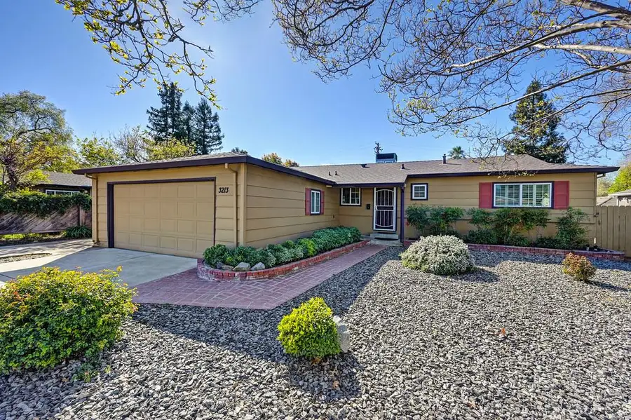 3213 Smathers Way, Carmichael, CA 95608 - #3