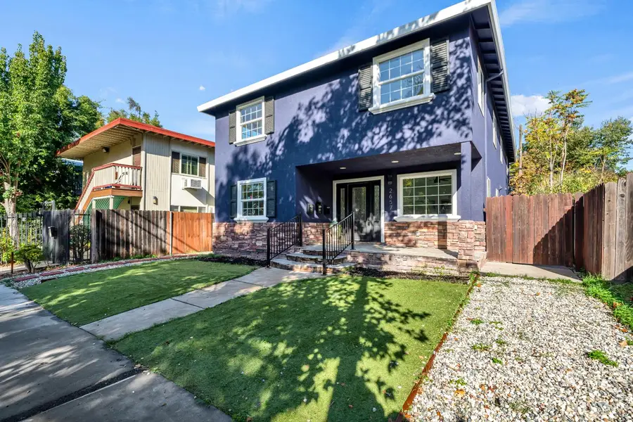 2657 2nd Avenue, Sacramento, CA 95818 - #2