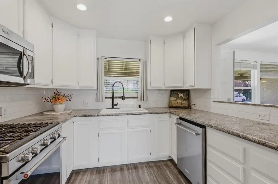 2511 Verna Way, Sacramento, CA 95821 - #3