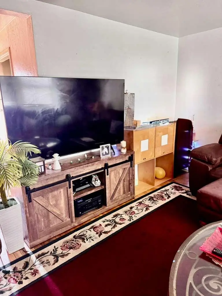 557 E 1st Avenue, Chico, CA 95926 - #3