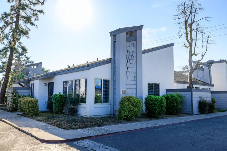 1313 Floyd Avenue #122, Modesto, CA 95355 - #2