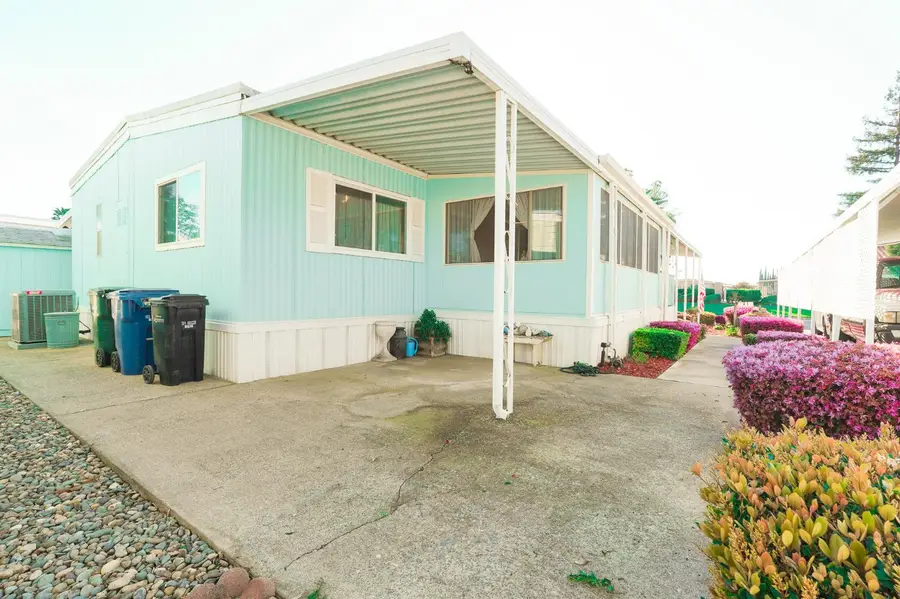 103 Dahlia Ave, Sacramento, CA 95828 - #3