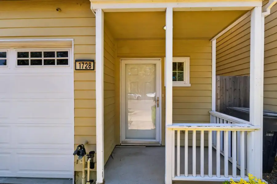 1728 27th Street, Sacramento, CA 95816 - #3