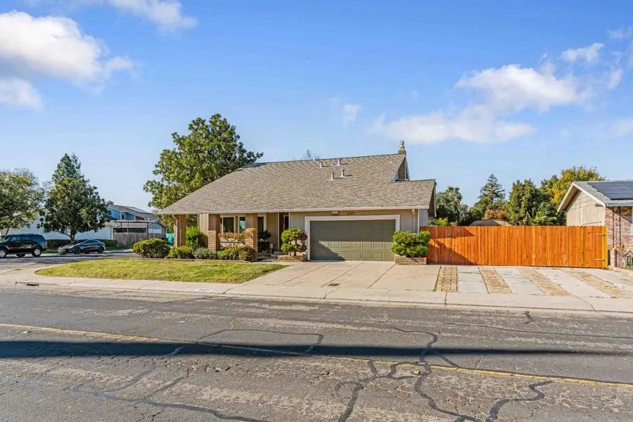 2227 Stanfield Drive, Stockton, CA 95209 - #3