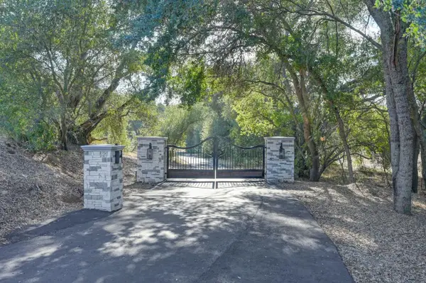 220 State Highway 16, Plymouth, CA 95669