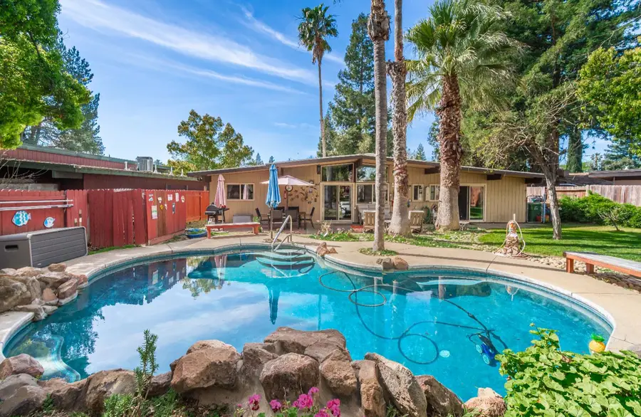 8772 Contemporary Court, Elk Grove, CA 95624 - #2