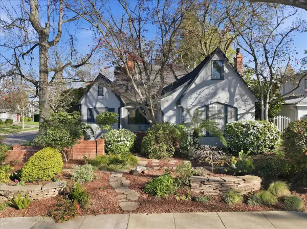 2769 Harkness Street, Sacramento, CA 95818