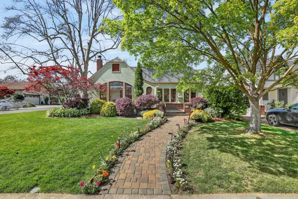 560 46th Street, Sacramento, CA 95819