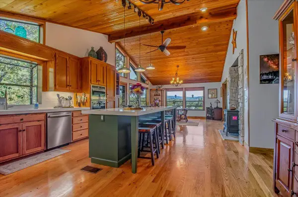 5617 Indian Hills Road, Murphys, CA 95247