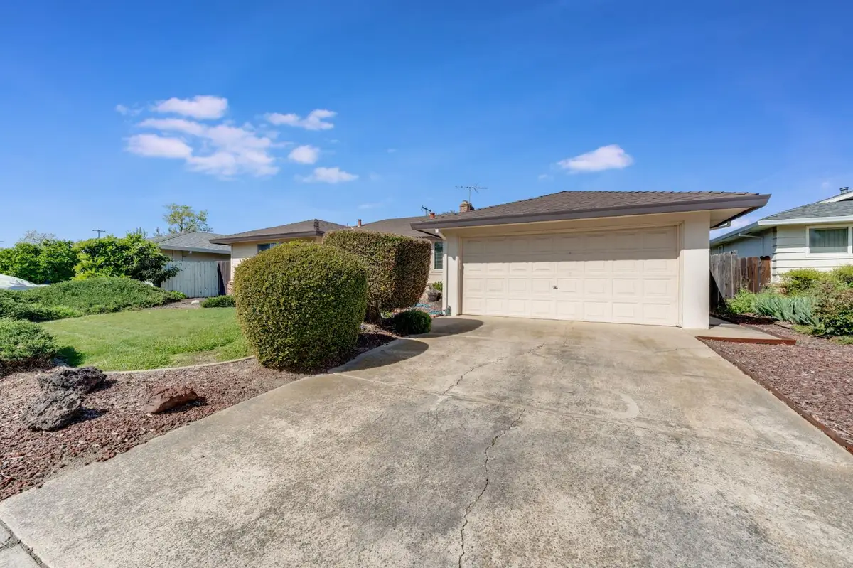 1339 Palomar Circle, Sacramento, CA 95831 - #1