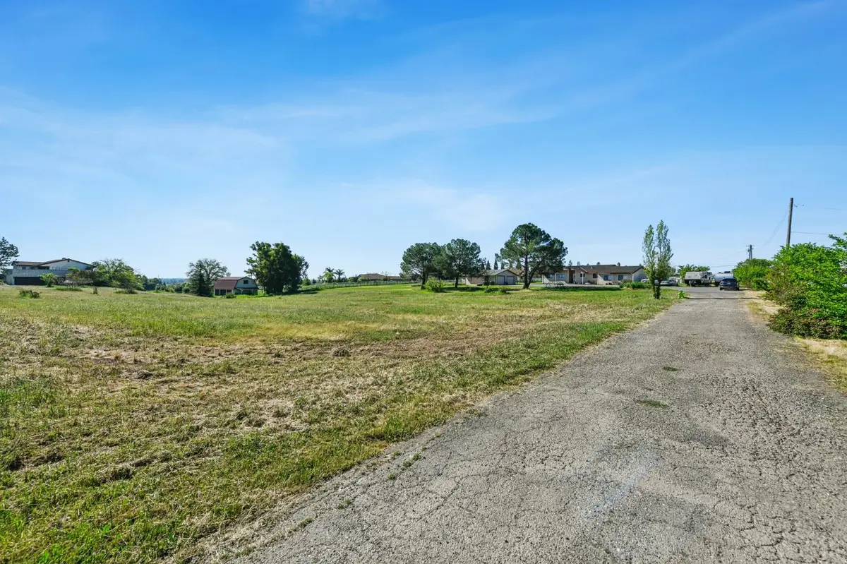 11890 Cresthill Drive, Elk Grove, CA 95624 - #1