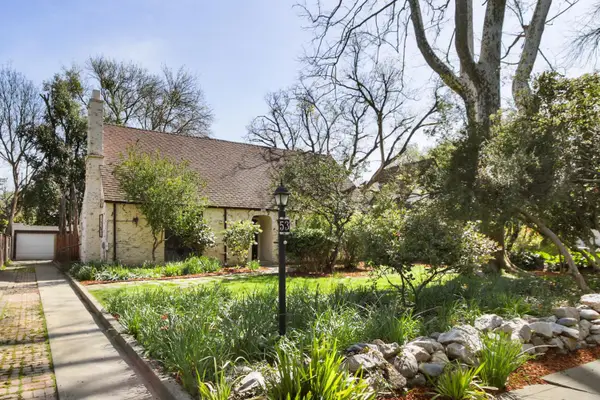 53 College Park, Davis, CA 95616