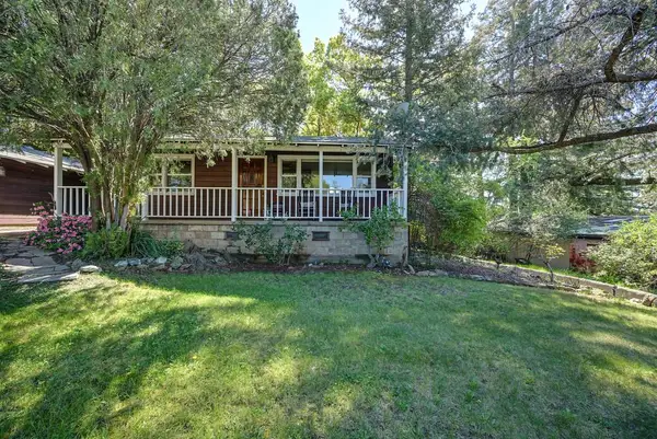 12190 Holly Vista Way, Auburn, CA 95603