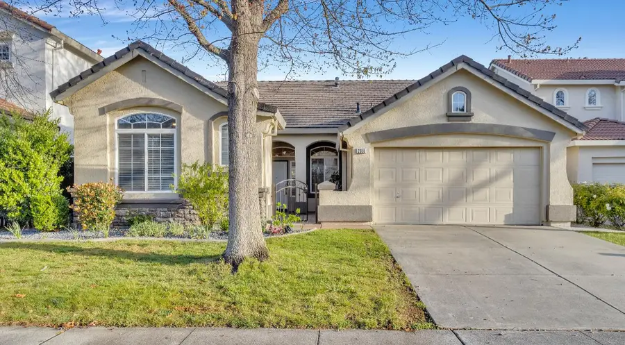 2055 Riggs Avenue, Sacramento, CA 95835 - #3