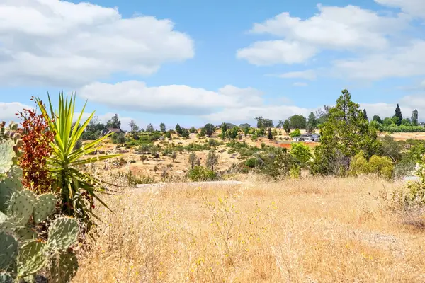 4723 Xanadu Way, Paradise, CA 95969