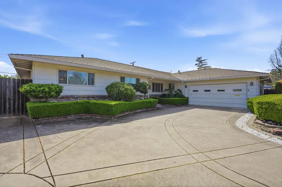 8142 Treecrest Avenue, Fair Oaks, CA 95628 - #2