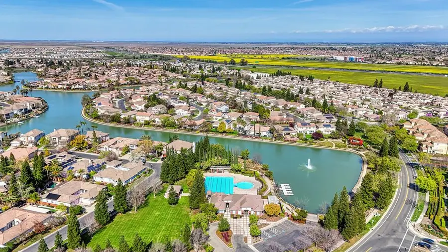 341 Anjou Circle, Sacramento, CA 95835 - #2