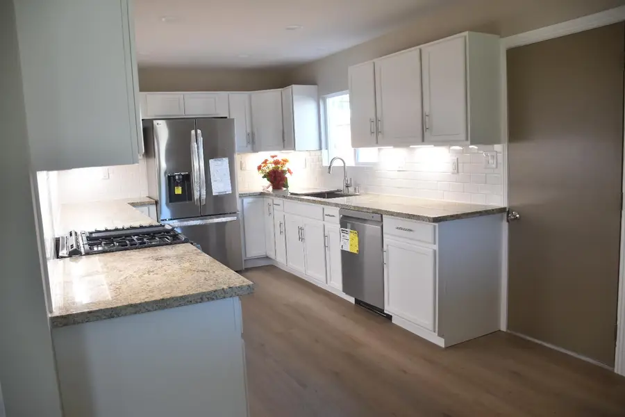 8948 Rosewood Drive, Sacramento, CA 95826 - #3