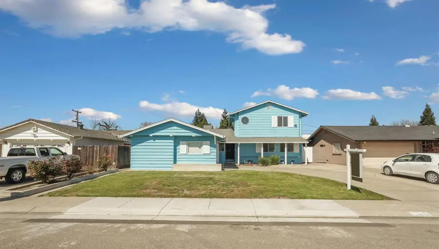 325 Lancaster Drive, Stockton, CA 95207 - #2