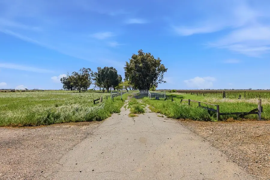2356 Erle Road, Marysville, CA 95901 - #2