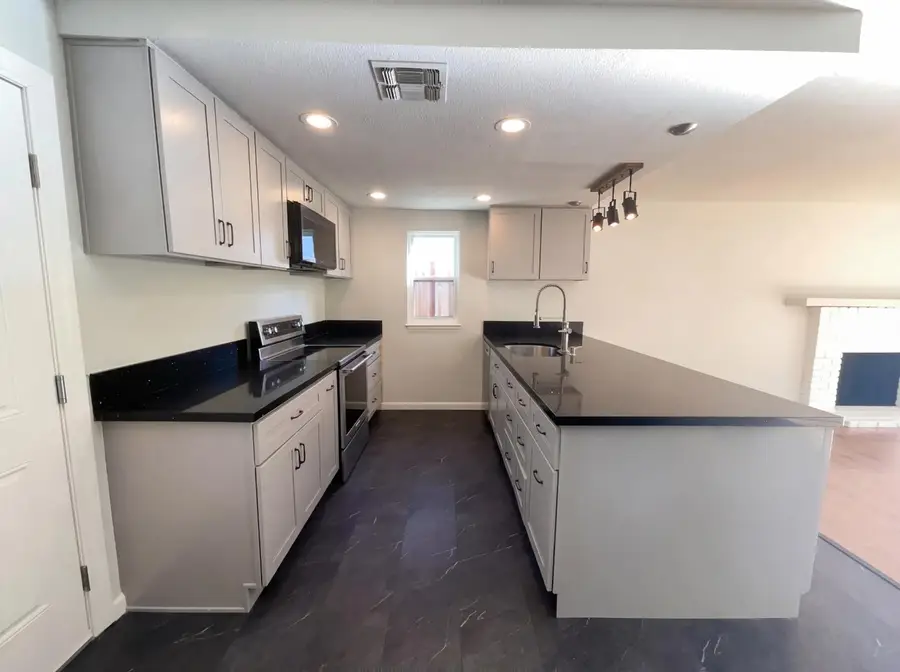 141 Sierra Woods Circle, Folsom, CA 95630 - #2