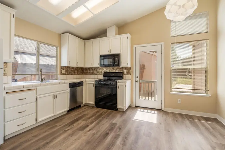 7856 Crestleigh Court, Antelope, CA 95843 - #2