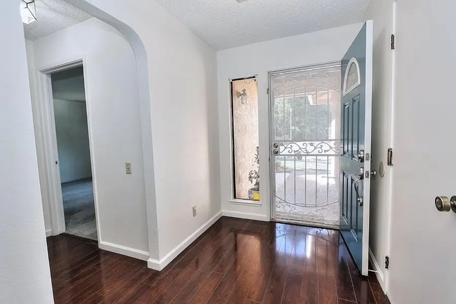 1908 Pebblewood Drive, Sacramento, CA 95833 - #3