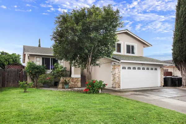 7704 Mcbeth Way, Sacramento, CA 95828