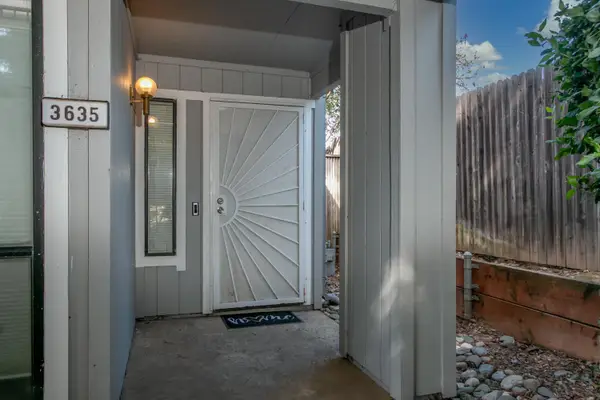 3635 Gold Creek Lane, Sacramento, CA 95827