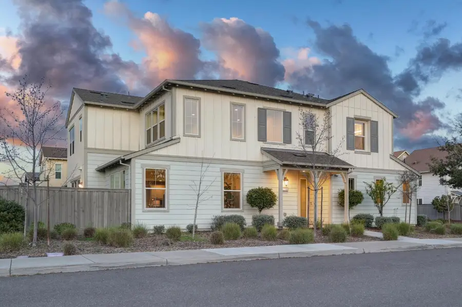 2230 Cannery Loop, Davis, CA 95616 - #2