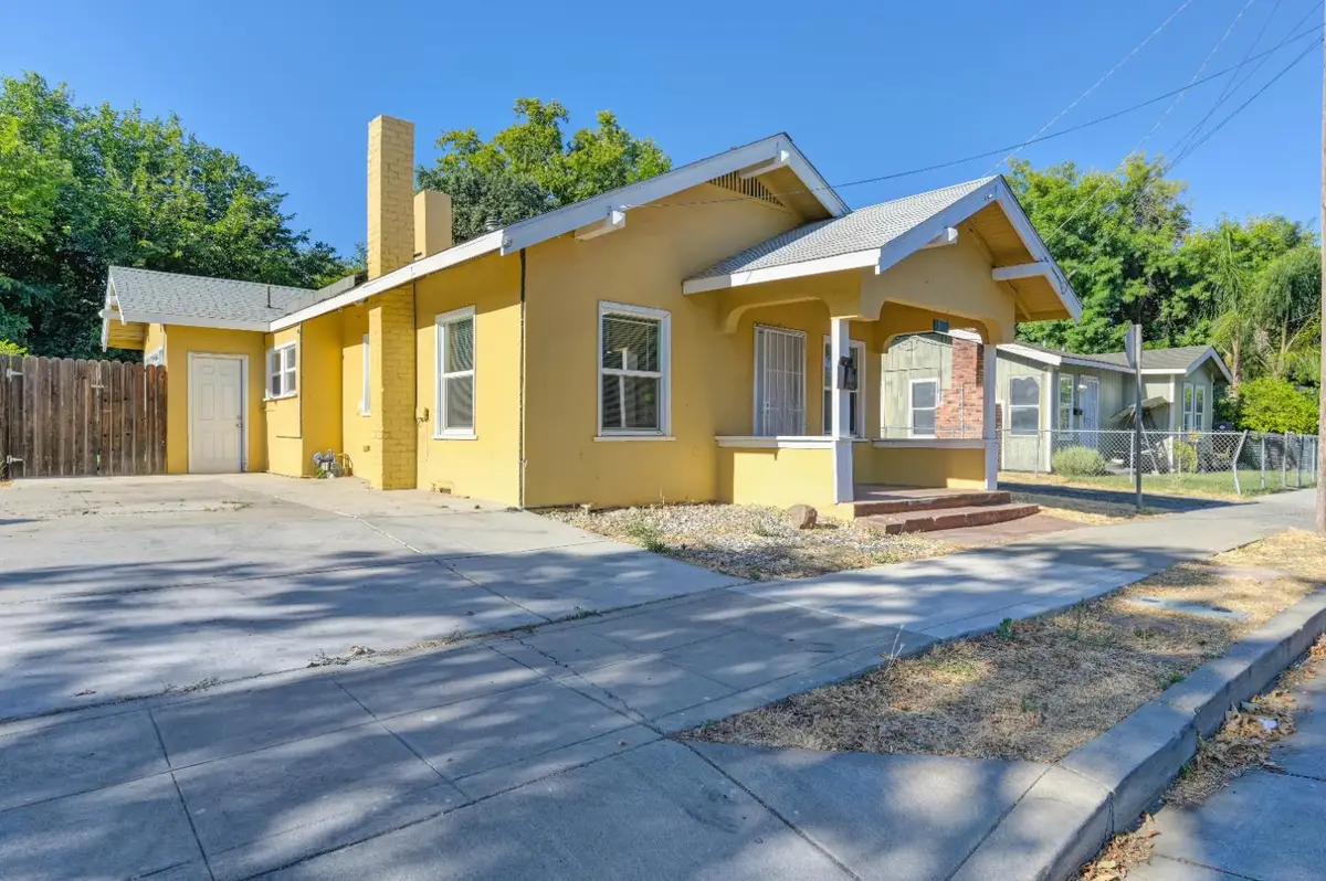 911 Cross Street, Woodland, CA 95695 - #1