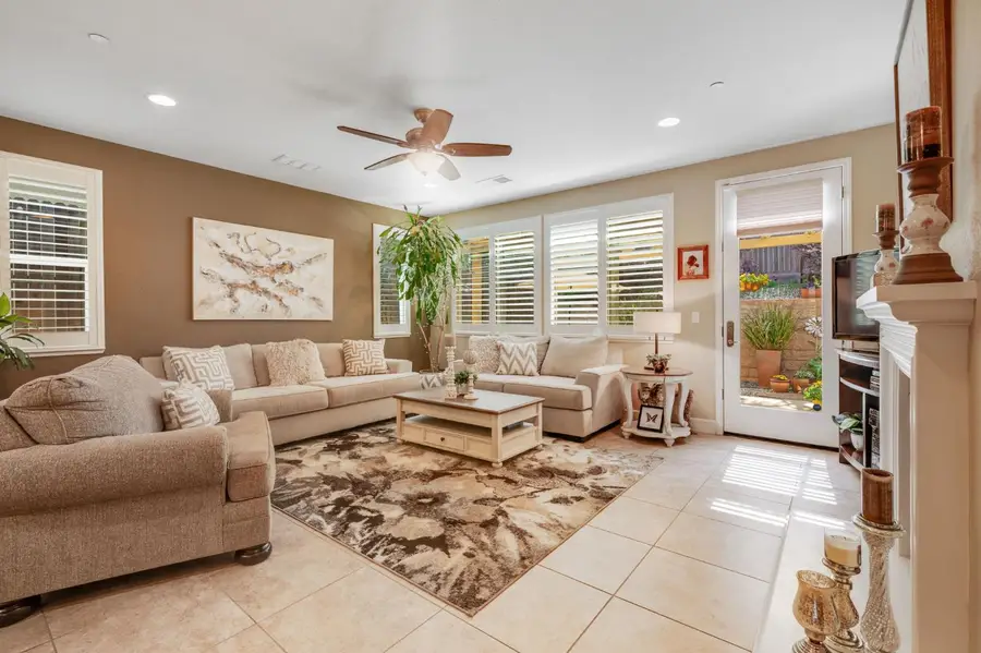 1402 Skibbereen Way, Rocklin, CA 95765 - #3