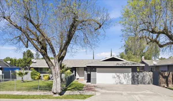 209 Tokay Avenue, Modesto, CA 95350