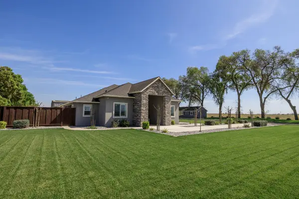 4486 Weir Avenue, Livingston, CA 95334