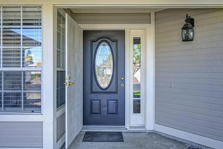 632 Oakborough Avenue, Roseville, CA 95747 - #3